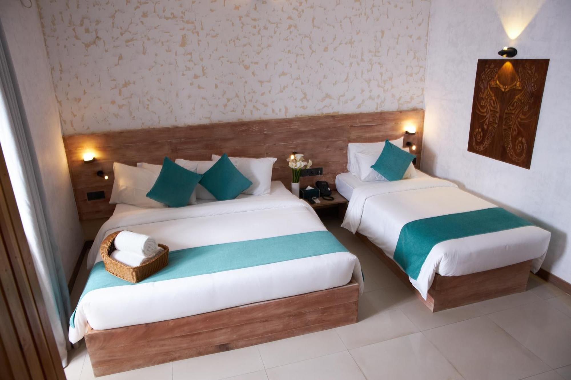 Seahorse Hotel & Spa Негомбо Екстер'єр фото