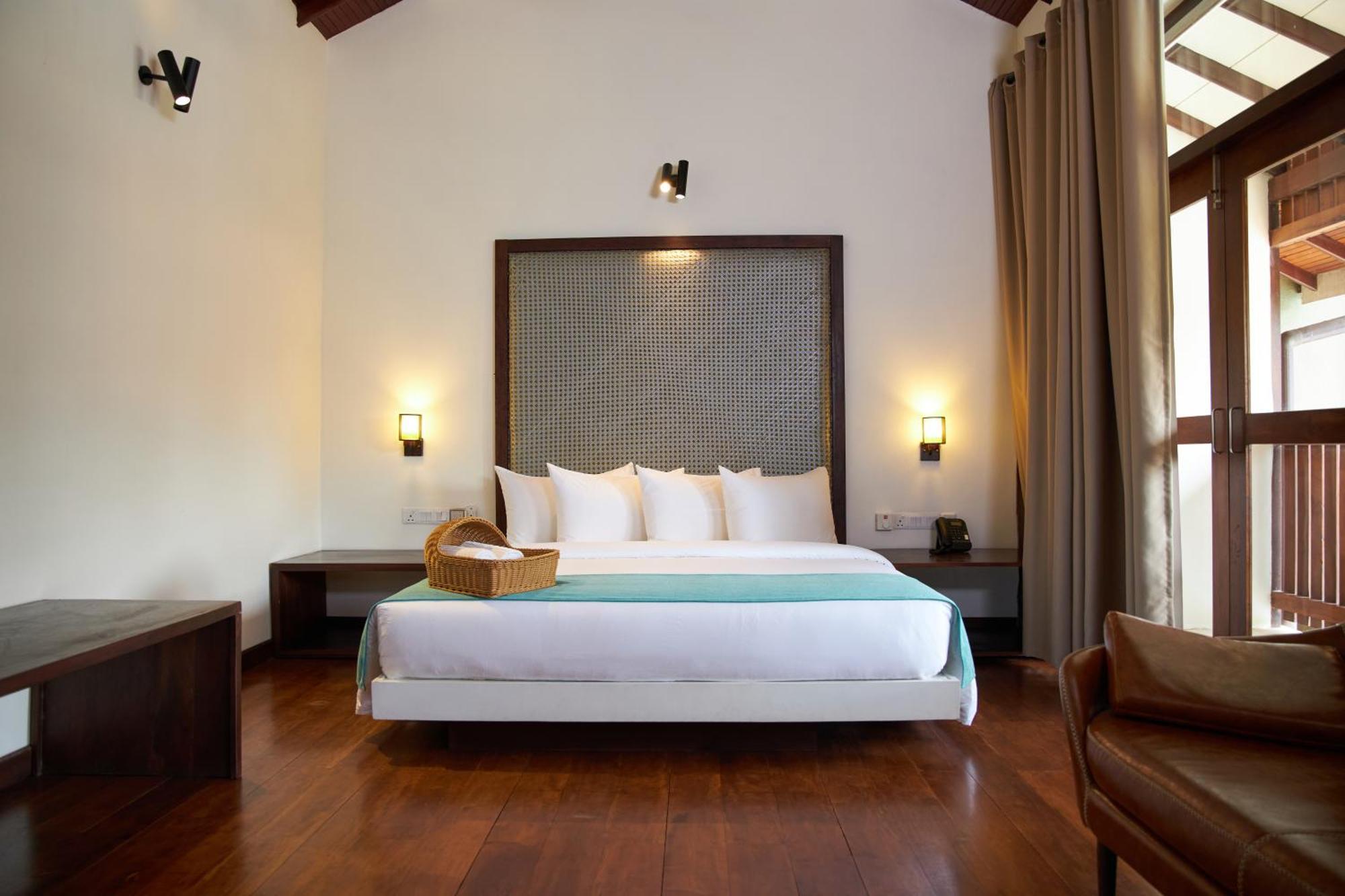Seahorse Hotel & Spa Негомбо Екстер'єр фото