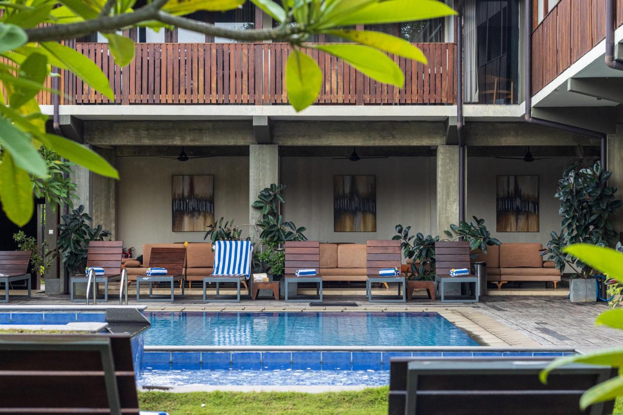 Seahorse Hotel & Spa Негомбо Екстер'єр фото