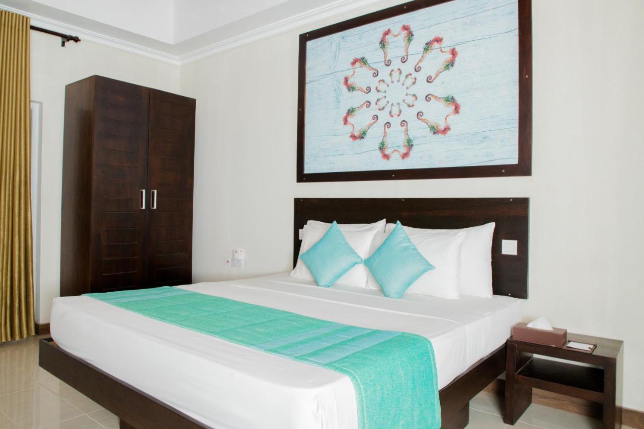 Seahorse Hotel & Spa Негомбо Екстер'єр фото