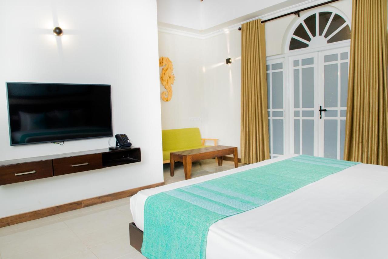 Seahorse Hotel & Spa Негомбо Екстер'єр фото